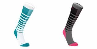 2xu Women S Wa4008e Striped Performance Run Compression Socks Variety Size M Xl 2xu Athleticsocks Compression Socks 2xu Compression Tights
