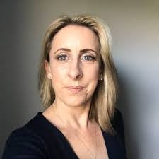 Tracy Carroll's Instagram, Twitter & Facebook