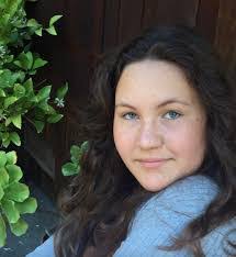 Sara Stanford's Instagram, Twitter & Facebook