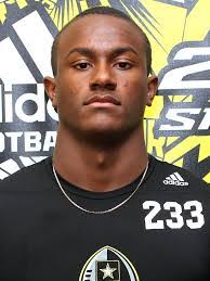 Darian Owens's Instagram, Twitter & Facebook