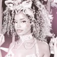 cora-jay (@ibelongtomaddie)