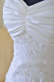 Maybe you would like to learn more about one of these? Nahen Brautkleider Nahen Fur Geschafte Lizenzfreie Fotos Bilder Und Stock Fotografie Image 48179643