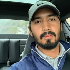 SHE'S SO LUCKY' Erich Gonzales is so lucky with her non-showbiz boyfriend  Mateo Rafael Lorenzo. Mateo belongs to a wealthy family that owns various  restaurant chains such as Pancake House, Dencio's, Terriyaki