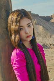 Yuna, lia, ryujin] hey there, hey there 우리는 great pair, great pair 네 맘이 뭔지 모르지만 내 생각이 맞아 그러니까 yeah yeah, 내 맘은 내 거. Itzy Not Shy Concept Photos Hd Hq Hr Itzy Kpop Girls Girl