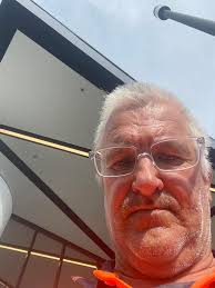 Is there any older Men here.a serious one.im a widow and 64 hoping to find  a lifetime partner