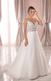 Maybe you would like to learn more about one of these? Traditionelles Brautkleid Mit Vintage Details Stella York Wedding Dresses