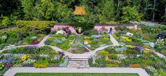 Evergreen gardens is a family owned and operated company with over 15 years experience in landscape construction and garden maintenance. Calendar Evergreen Foundation