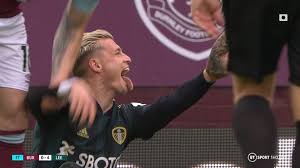 Create your own fifa 21 ultimate team squad with our squad builder and find player stats using our player database. Leeds Ezgjan Alioski Reported Over Racist Gesture Towards Burnley S Dwight Mcneil Irish Mirror Online