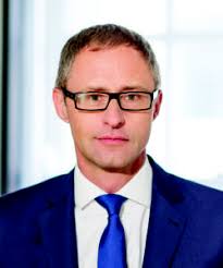 Barings' head of Europe and APAC real estate to retire