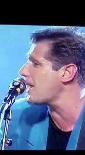 I never get tired of this song or this performance. My favorite of all his  songs. And he is so handsome here too.