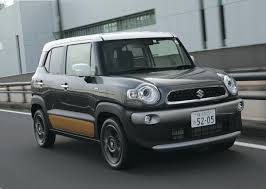 ハスラー 何人 乗り