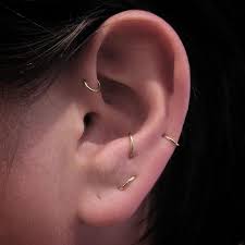 Cassi Lopez March On Instagram Throwback To One Of My All Time Favorite Simplistic Ears All Healed And Swap Anti Tragus Tragus Piercings Cute Ear Piercings