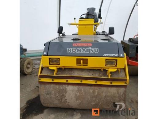 Komatsu JV40CW-3 Smooth Drum Roller