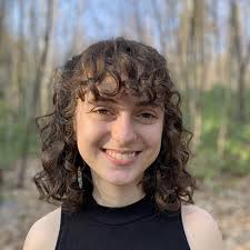 Ella Carlson's Instagram, Twitter & Facebook