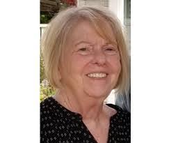 Barbara Macinnis's Instagram, Twitter & Facebook