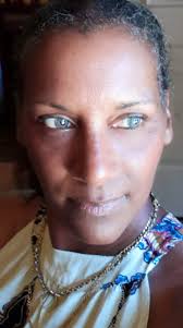 2 photos of the same dull woman. The thing is I wasn't always dull,I never  wanted to be dull, but all of a sudden I'm delighting in it. Reading about  all of