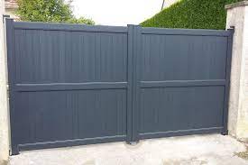 Portail Alu Plein De Forme Droite Avec Traverse Intermediaire Hadancourt Le Haut Clocher Portail Aluminium Portail Portail Alu