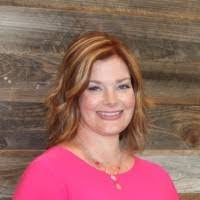 Dixie Mckinney's Instagram, Twitter & Facebook