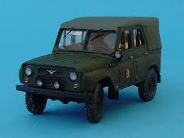 It was used by soviet and other warsaw pact armed forces, as well as paramilitary units in eastern bloc countries. Uaz 469 B Mac Distribution 1 72 Von Steven Draht