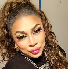 ✨ ENTER TO WIN $1,000 TOWARDS YOUR SURGERY! Can be used with our current  Black Friday Sale Items! ✨ 🎁 To enter: 1. Tag a friend you know who may be  interested!