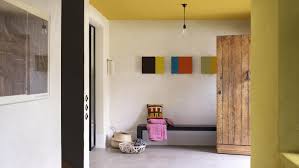 Langweiliger Flur Lebhafte Farben Schaffen Abhilfe Innenraum Und Fassadenfarben Gestaltungsideen Dulux