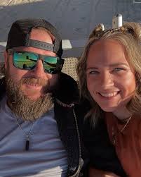 Alicia Bailey Westbrook (@aliciavalerie__) • Instagram photos and videos