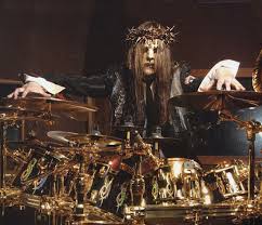He also plays guitar with murderdolls; Joey Jordison Drummerworld