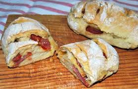 Portuguese Chourico Sausage Buns Recipe Recipe Bread Recipes Sweet Bun Recipe Recipes