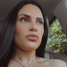 Jennifer Castillo (@peakyourbalance) • Instagram photos and videos