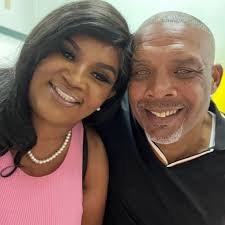 Boosie surprises his fiancé with a new car at their baby shower 🎁🚘