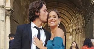 Mariana monteiro e joão mota terminaram o namoro. Mariana Monteiro E Joao Mota O Amor Senil E Loucura Boa Do Casalinho Que Ja Namora Ha Sete Anos Nova Gente