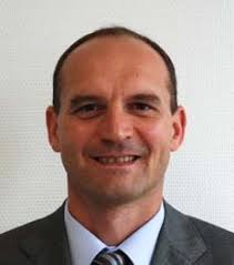 GUIDE DES METIERS ET DES CARRIERES