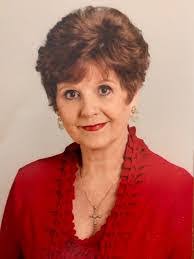 Carmen Dorris's Instagram, Twitter & Facebook