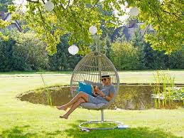Wenn du deinen hängesessel nicht jedes mal wieder ins haus räumen möchtest, solltest du ihn zumindest wetterfest. Lounge Gartenmobel Hangesessel Wetterfest Baumschatten Terrace Perfect Gartenstuhle Gartenmobel Sets Terrassengestaltung Ideen