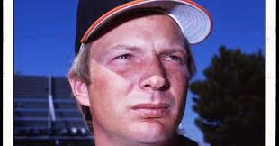 WHEN TOPPS HAD (BASE)BALLS!: NOT REALLY MISSING IN ACTION- 1979 SKIP JAMES