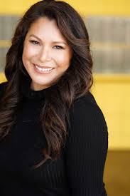 Darlene Mendoza's Instagram, Twitter & Facebook