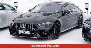 Mercedes Amg Gt 73 Vierturer Mit Plug In Antrieb Als Erlkonig
