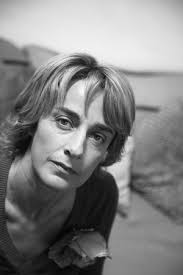 Image of British actress Barbara Ferris who played barmaid Nona Williams in