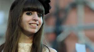 Flor K no es Floricienta: Piden explicaciones al PEN