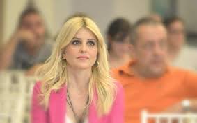 Έναν νέο «έρωτα» έχει στη ζωή της η έλενα ράπτη και τον αποκάλυψε στο instagram. Elena Rapth Mprabo Sto Strato Kai Thn Astynomia Politispress H Egkyrh Enhmerwsh Online