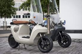 pin by kazuhiro takahashi on 2 wheels electric scooter scooter scooter design