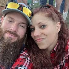 Heather Bagley's Instagram, Twitter & Facebook