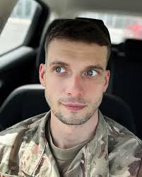 I got snipped today ✂️ #haircut #gay #lgbt #gaylgbt #instagay