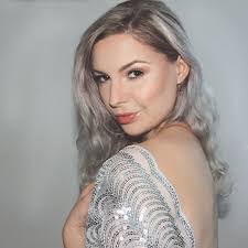 Ellie Ford's Instagram, Twitter & Facebook