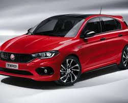 Fiat Presenta La Nuova Gamma Tipo Piu Sportiva E Completa Com Imagens Carros Da Fiat Auto Carros