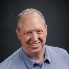 Meet my snow buddies.. Winnie Lee, MD, FRCP(C), MSc, CPXP, CHE, CCPE and  Rob Howe. We cleaned the cars in the Cambridge Memorial Hospital staff lot  today. TY to all the staff