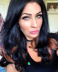 21 Amazing Foundations That Actually Work For Oily Skin