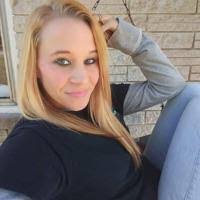 Martha Wenger's Instagram, Twitter & Facebook