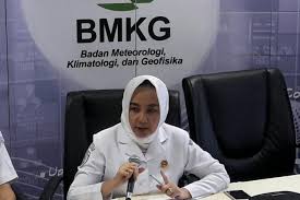 Badan meteorologi, klimatologi, dan geofisika (disingkat bmkg), sebelumnya bernama badan meteorologi dan geofisika (disingkat bmg) adalah lembaga pemerintah nonkementerian indonesia yang mempunyai tugas melaksanakan tugas pemerintahan di bidang meteorologi, klimatologi. Informasi Tsunami Akhir Tahun 2019 Kata Bmkg Adalah Hoaks Menara62
