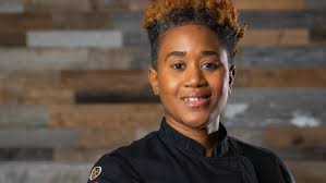 Lacey Sellers's Instagram, Twitter & Facebook